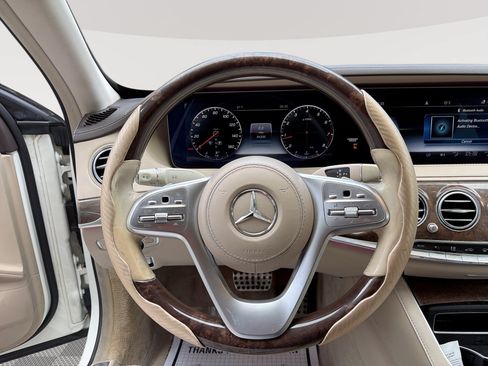 Used 2019 Mercedes-Benz S 560 Sedan image 11