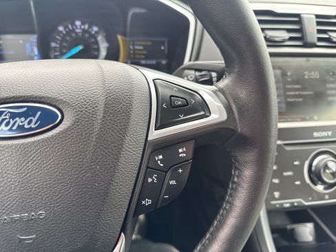 Used 2015 Ford Fusion Titanium FWD image 20