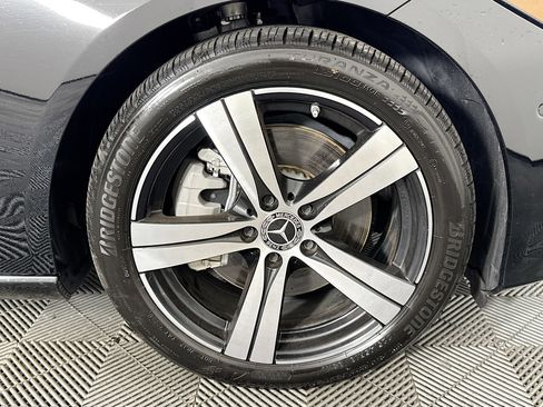 Used 2025 Mercedes-Benz C 300 Sedan image 30