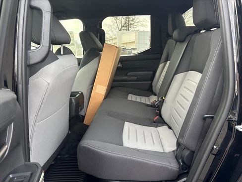 New 2025 Toyota Tacoma TRD Off-Road image 8