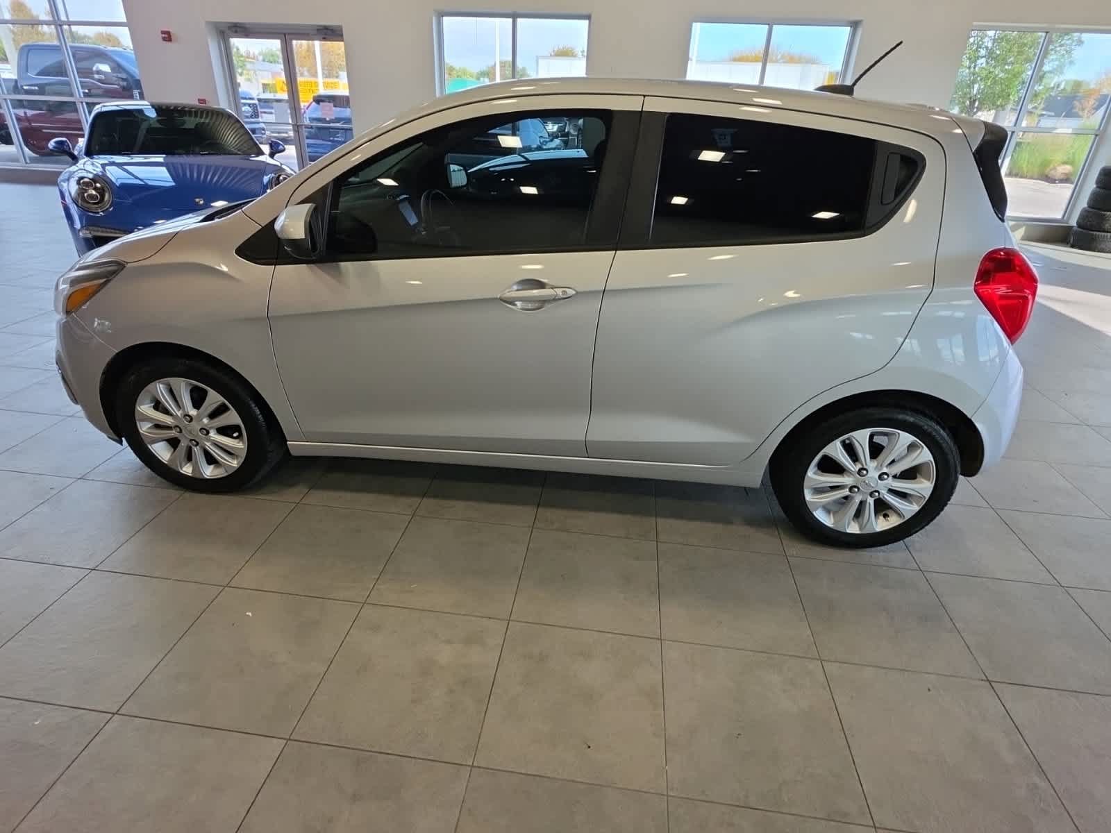 Used 2018 Chevrolet Spark LT FWD image 15