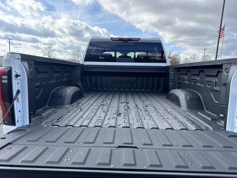 New 2026 GMC Sierra 2500 AT4 w/ AT4 Premium Plus Package image 34