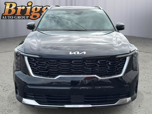 Used 2025 Kia Sorento EX FWD image 9