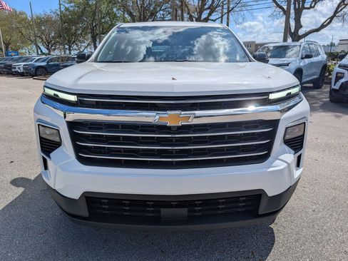 New 2026 Chevrolet Traverse LT image 2