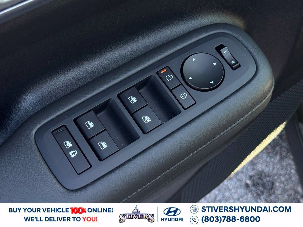 Used 2024 Hyundai Santa Fe SEL FWD image 29