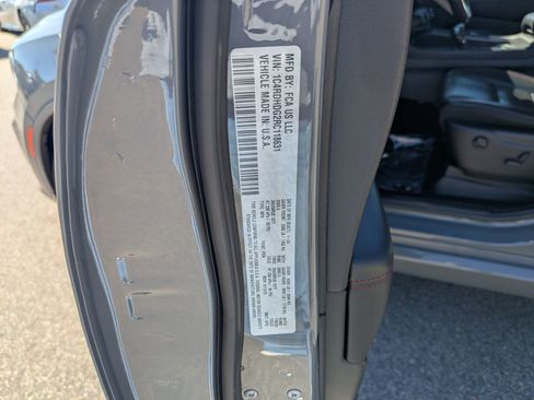 Used 2024 Dodge Durango GT image 38