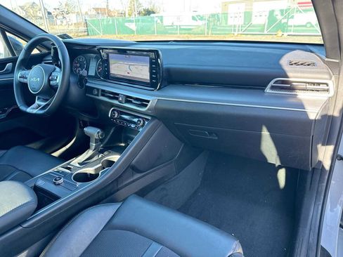 Used 2022 Kia K5 GT-Line image 16