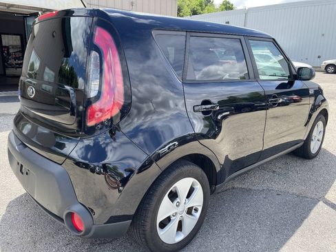 Used 2016 Kia Soul FWD image 8