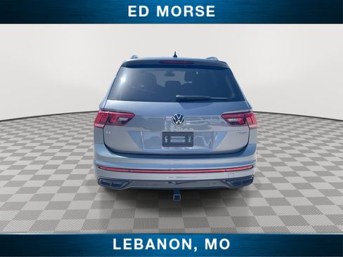Used 2024 Volkswagen Tiguan SE R-Line AWD/4WD image 7