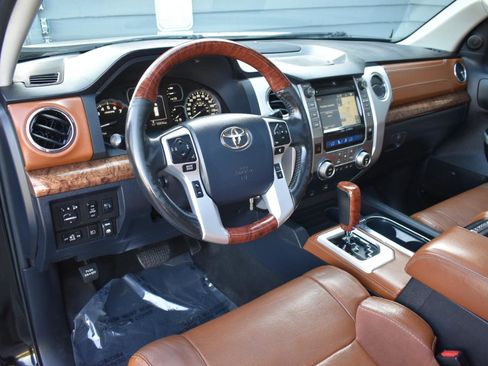 Used 2018 Toyota Tundra 1794 Edition image 10