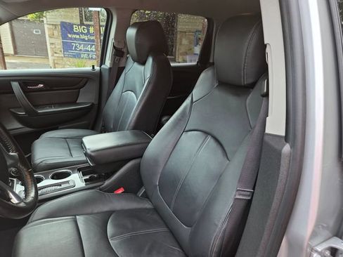 Used 2017 Chevrolet Traverse LT AWD/4WD image 21