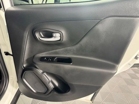 Used 2023 Jeep Renegade Trailhawk w/ Trailhawk Elite Group image 26