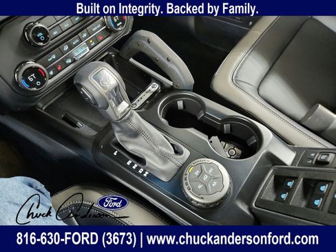 New 2025 Ford Bronco Outer Banks w/ Sasquatch Package image 19