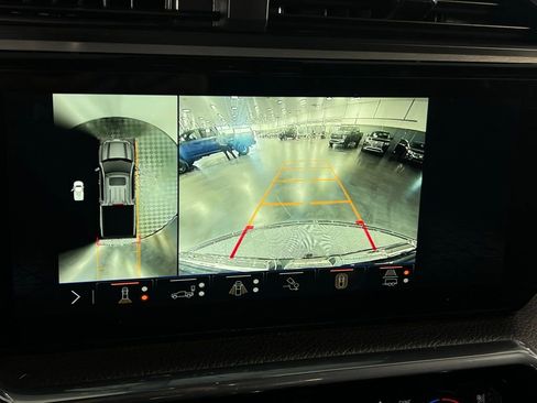 Used 2024 GMC Sierra 1500 Denali w/ Technology Package image 15