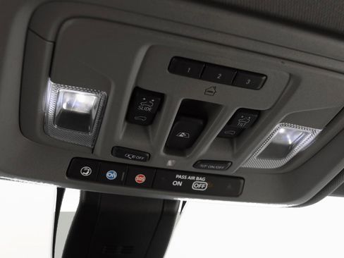 Used 2020 Chevrolet Silverado 1500 LTZ w/ LTZ Plus Package image 16