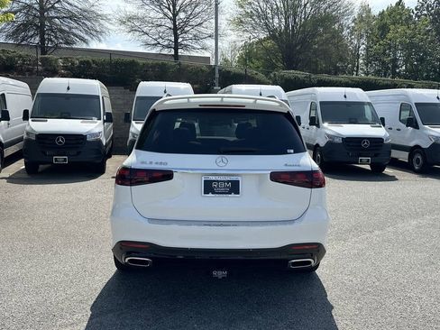 New 2026 Mercedes-Benz GLS 450 4MATIC image 7