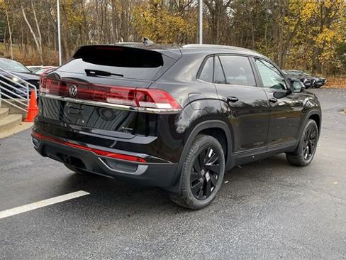 New 2026 Volkswagen Atlas Cross Sport SE image 5