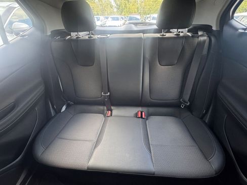 Used 2025 Buick Encore GX Preferred image 36