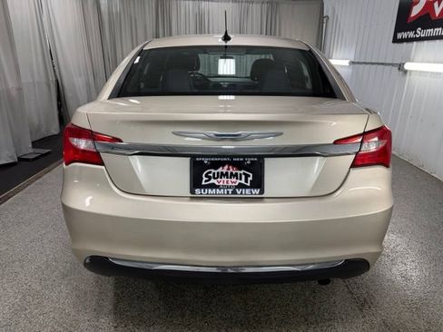 Used 2013 Chrysler 200 Touring FWD image 5