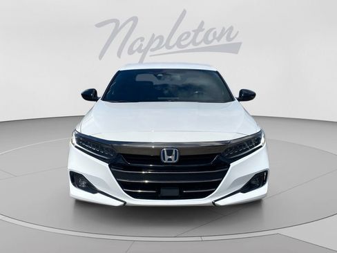 Used 2022 Honda Accord Sport image 9