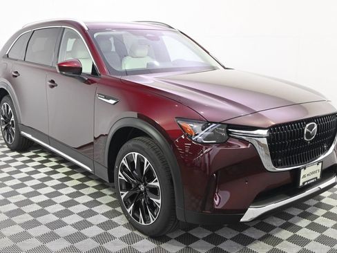 Certified 2026 MAZDA CX-90 Plug-In Hybrid w/ Premium Plus AWD/4WD image 8