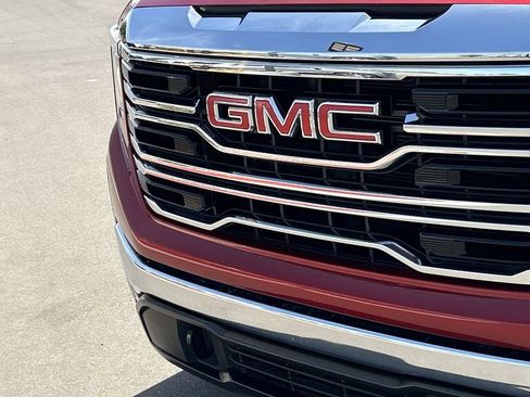 Used 2025 GMC Sierra 1500 SLT AWD/4WD image 30
