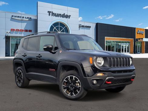 Certified 2023 Jeep Renegade Trailhawk AWD/4WD image 1