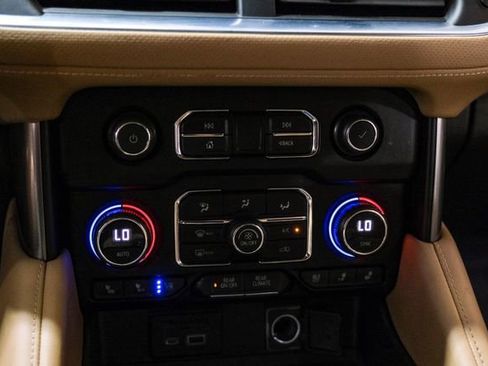 Used 2021 Chevrolet Tahoe Premier image 31