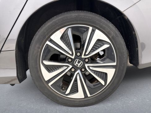 Used 2018 Honda Civic EX-T image 12