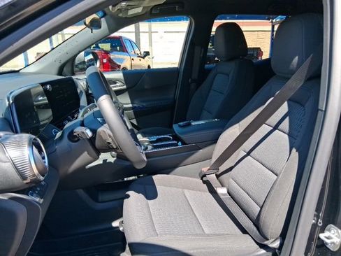 New 2026 Chevrolet Equinox LT w/ LPO, Floor Liner Package FWD image 14