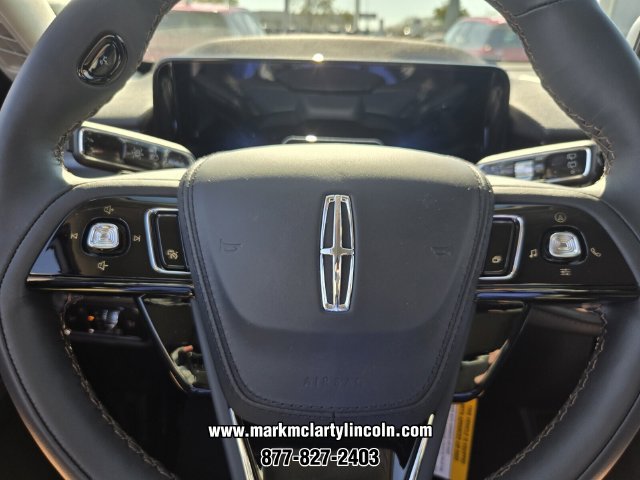 New 2026 Lincoln Aviator AWD image 20