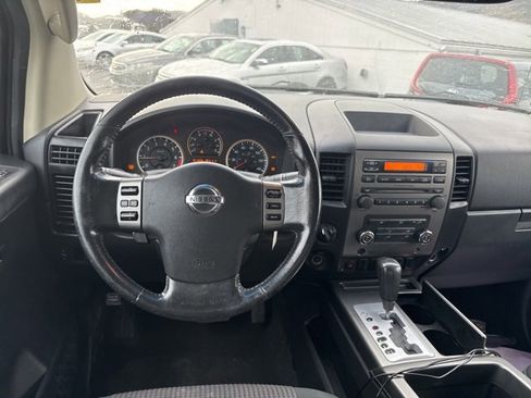 Used 2008 Nissan Titan SE image 12