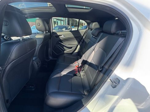 Used 2019 Mercedes-Benz GLA 250 4MATIC image 8