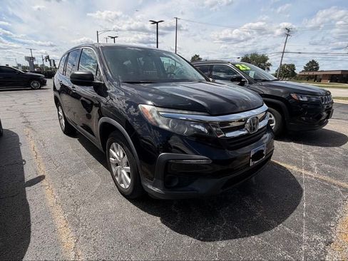 Used 2019 Honda Pilot LX image 3