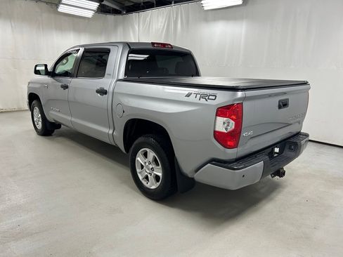 Used 2019 Toyota Tundra SR5 w/ Convenience Package AWD/4WD image 7