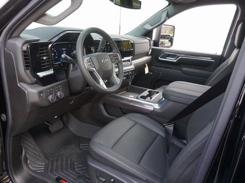New 2026 Chevrolet Silverado 2500 LTZ w/ Trail Boss Package image 9