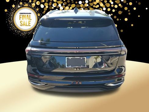 Certified 2024 Lincoln Nautilus Reserve w/ Equipment Group 202A image 7