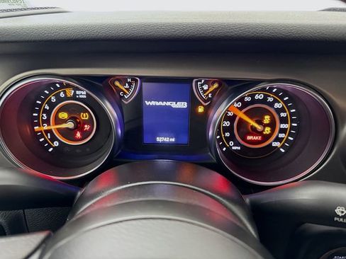 Used 2020 Jeep Wrangler Sport image 12