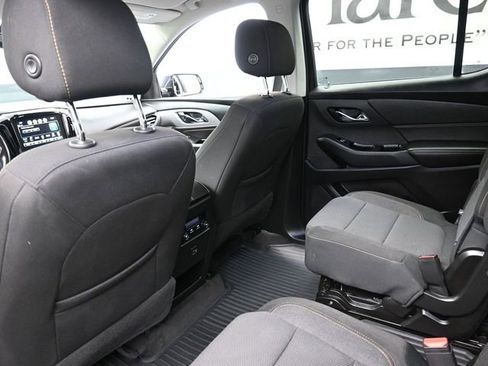 Used 2019 Chevrolet Traverse LT image 24