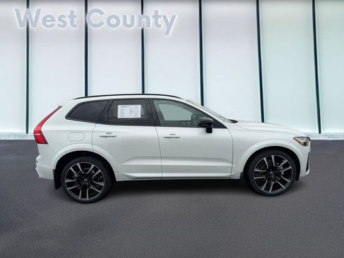Certified 2023 Volvo XC60 T8 Ultimate w/ Climate Package AWD/4WD image 2