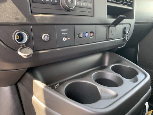 New 2025 GMC Savana 2500 Extended w/ Driver Convenience Package image 52