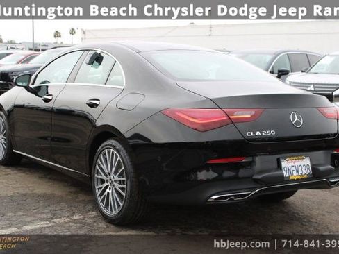Used 2025 Mercedes-Benz CLA 250 image 3