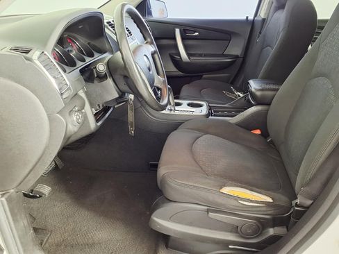 Used 2009 GMC Acadia SLE FWD image 13