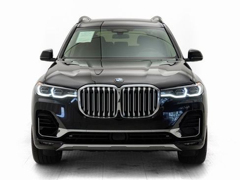 Used 2021 BMW X7 xDrive40i w/ Premium Package image 32