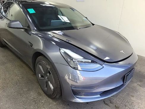 Used 2022 Tesla Model 3 Long Range AWD/4WD image 1