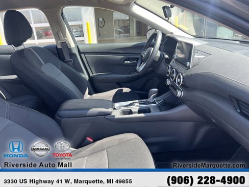 Used 2024 Nissan Sentra SV image 25