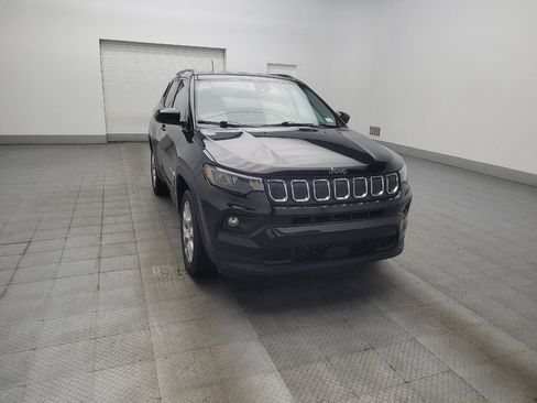 Used 2022 Jeep Compass Latitude AWD/4WD image 13