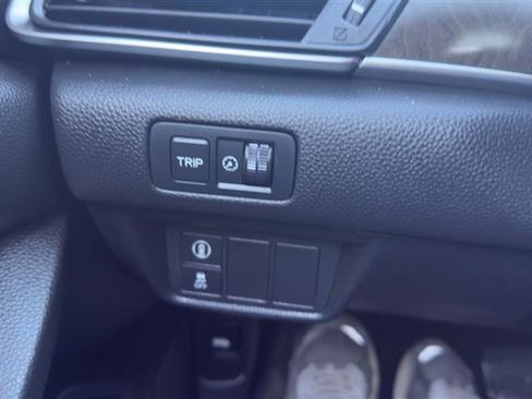 Used 2018 Honda Accord EX-L image 24