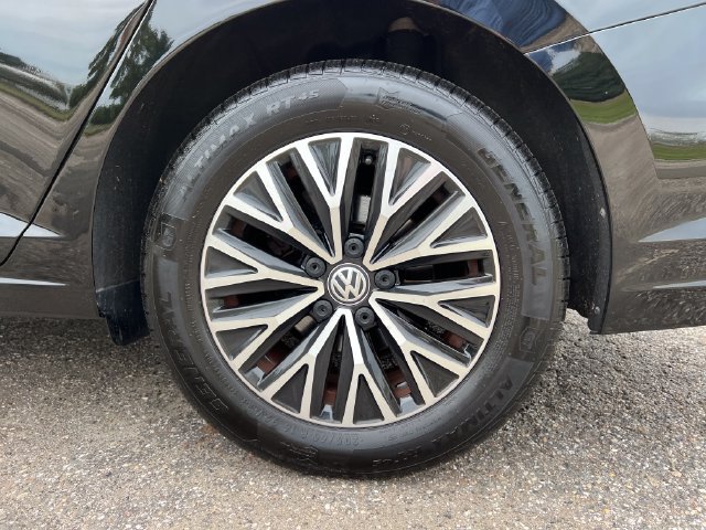 Used 2021 Volkswagen Jetta S w/ Driver Assistance Package FWD image 15
