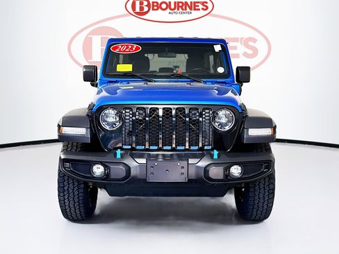 Used 2023 Jeep Wrangler Unlimited w/ Cold Weather Group AWD/4WD image 5